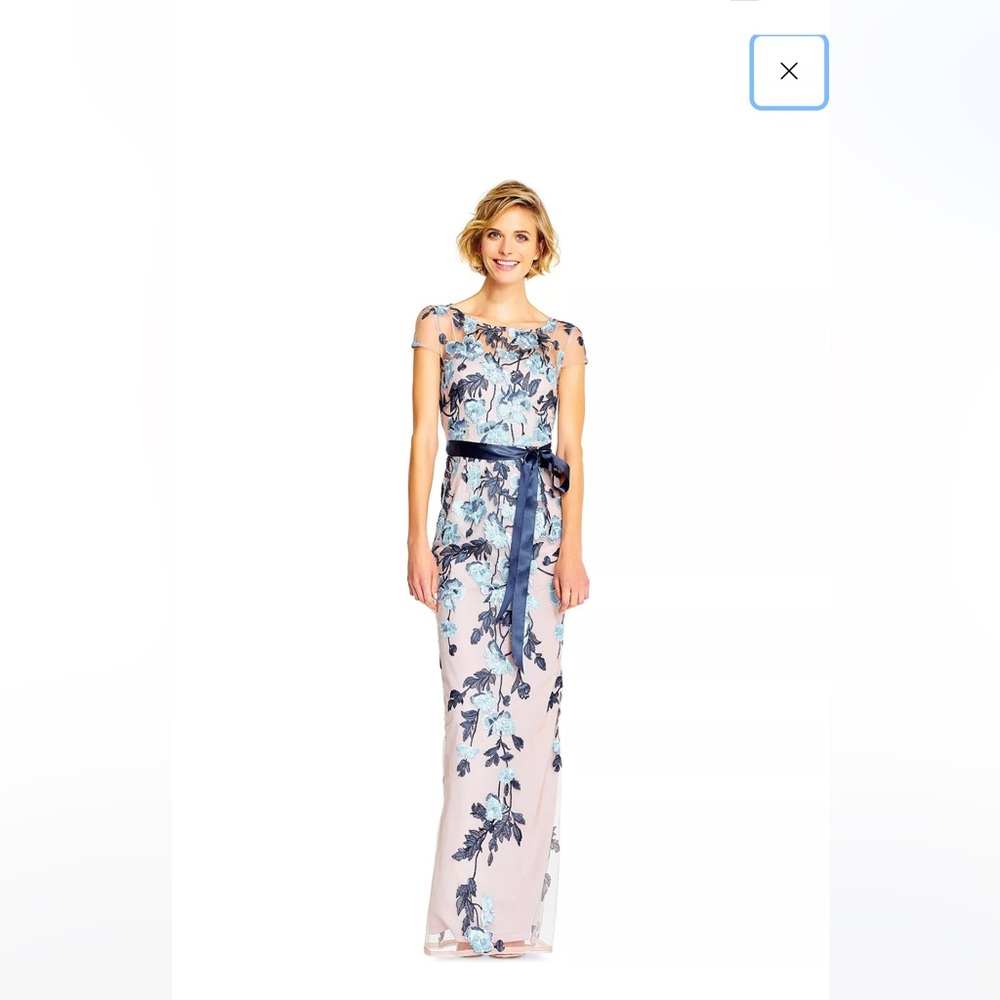 ADRIANNA PAPELL
Floral-Embroidered Column Gown Like New